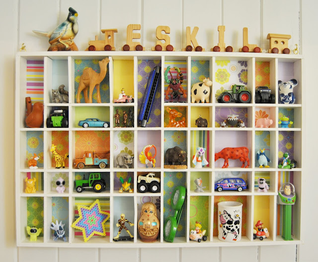 shelves for toys