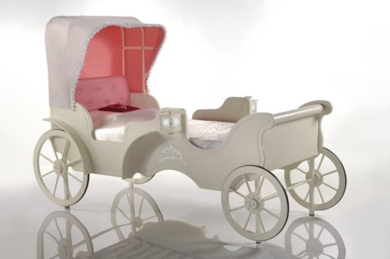 13 Cool Carriage Beds For Little Girls | Kidsomania