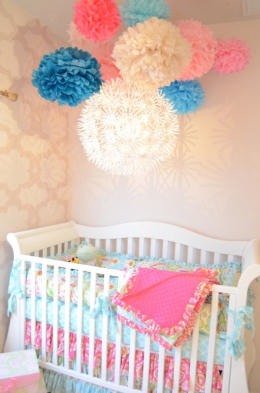 12 ideas to decorate a nusery room with mobile paper lanterns