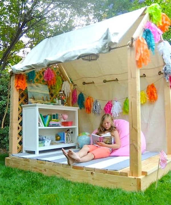 15 Super Awesome Kids Outdoor Playhouses | Kidsomania