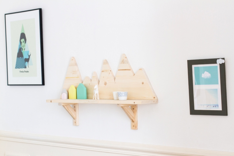 Cute And Easy DIY Mountain Shelf For Your Kid’s Room | Kidsomania