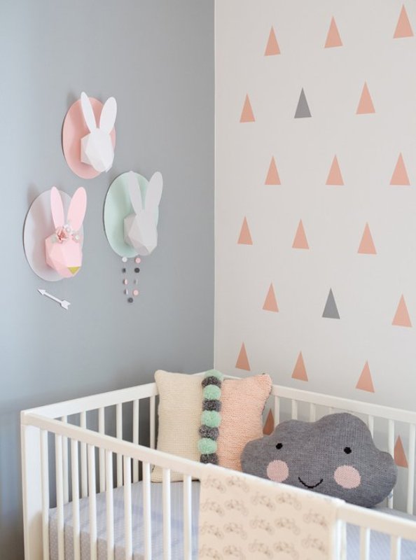 nursery baby decor modern triangles trendy cozy kidsomania bunnies cute grey pink furniture mur bunny colors apartmenttherapy reference babykamer tan