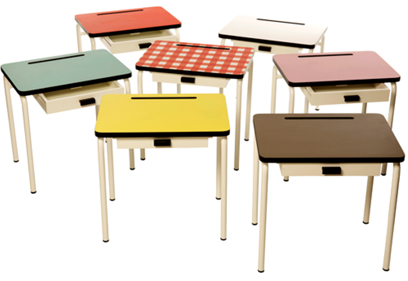 kids school table and chairs