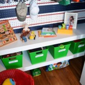 15 Clever And Creative Ways Of Using Pegboards In Kids Rooms - Kidsomania
